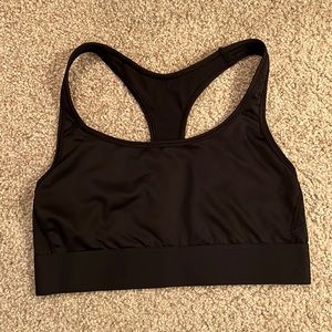 Black sports bra